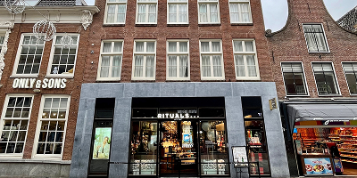 Winkelruimte aan de Langestraat in Alkmaar